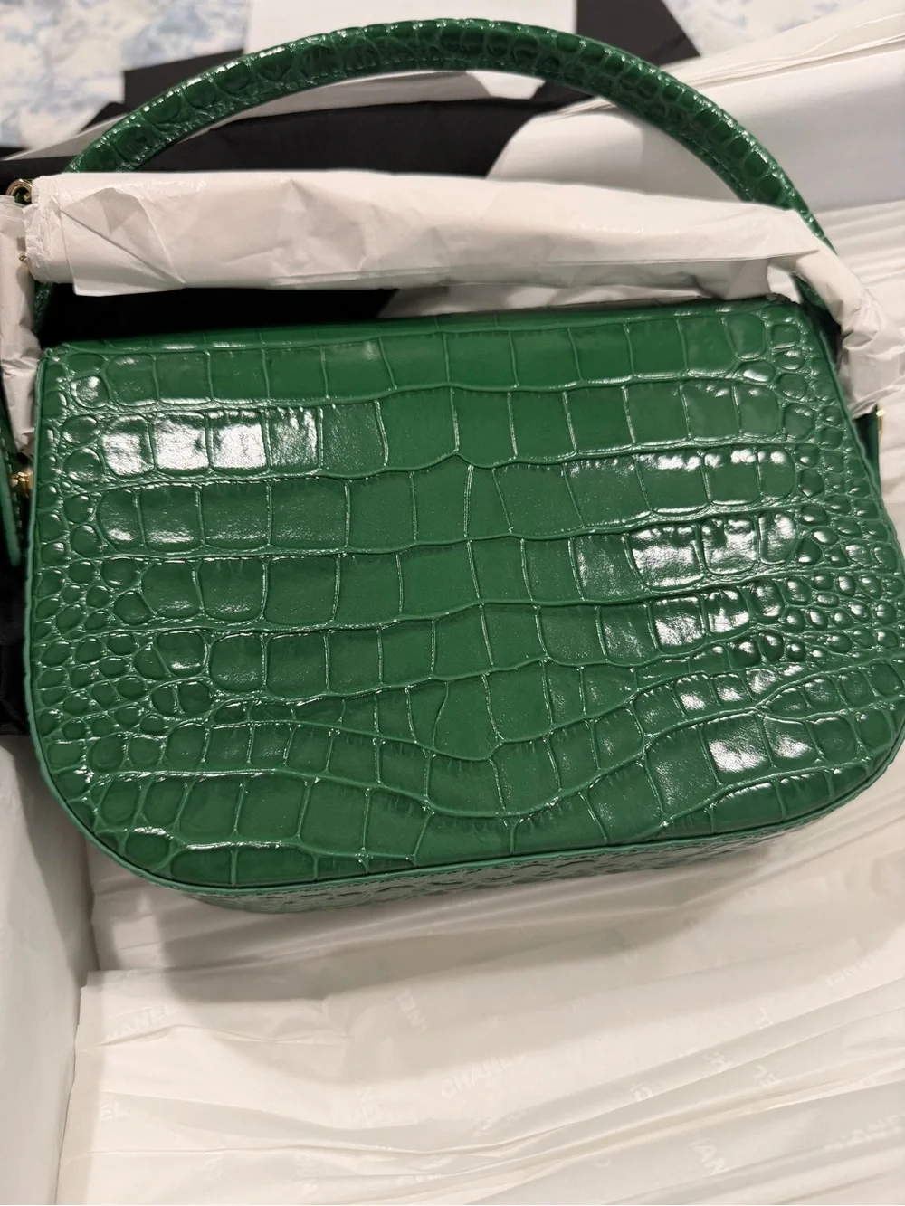 CHANEL Green Croc-Embossed top handle bag Bag with Gold hardware